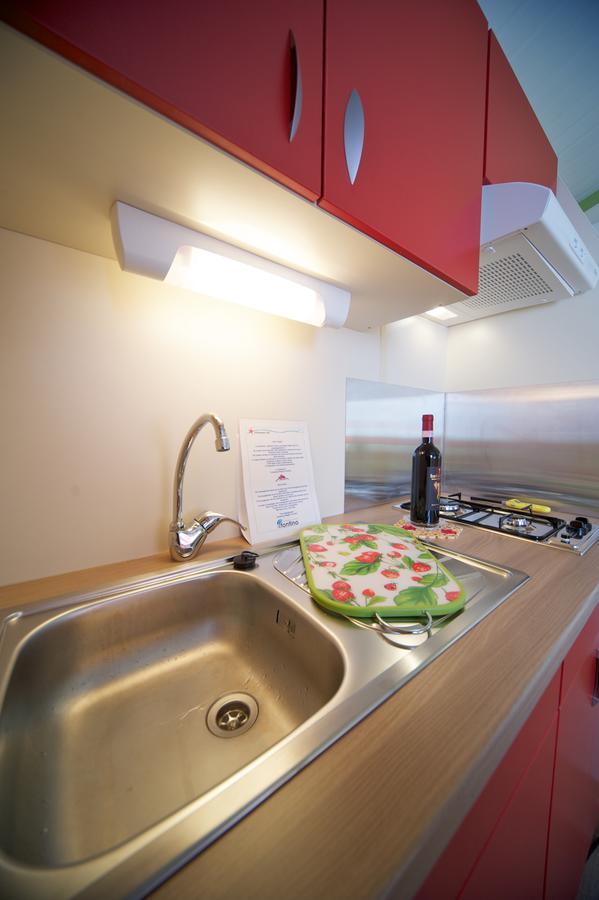 Villaggio Turistico Camping Il Fontino สการ์ลีโน ภายนอก รูปภาพ